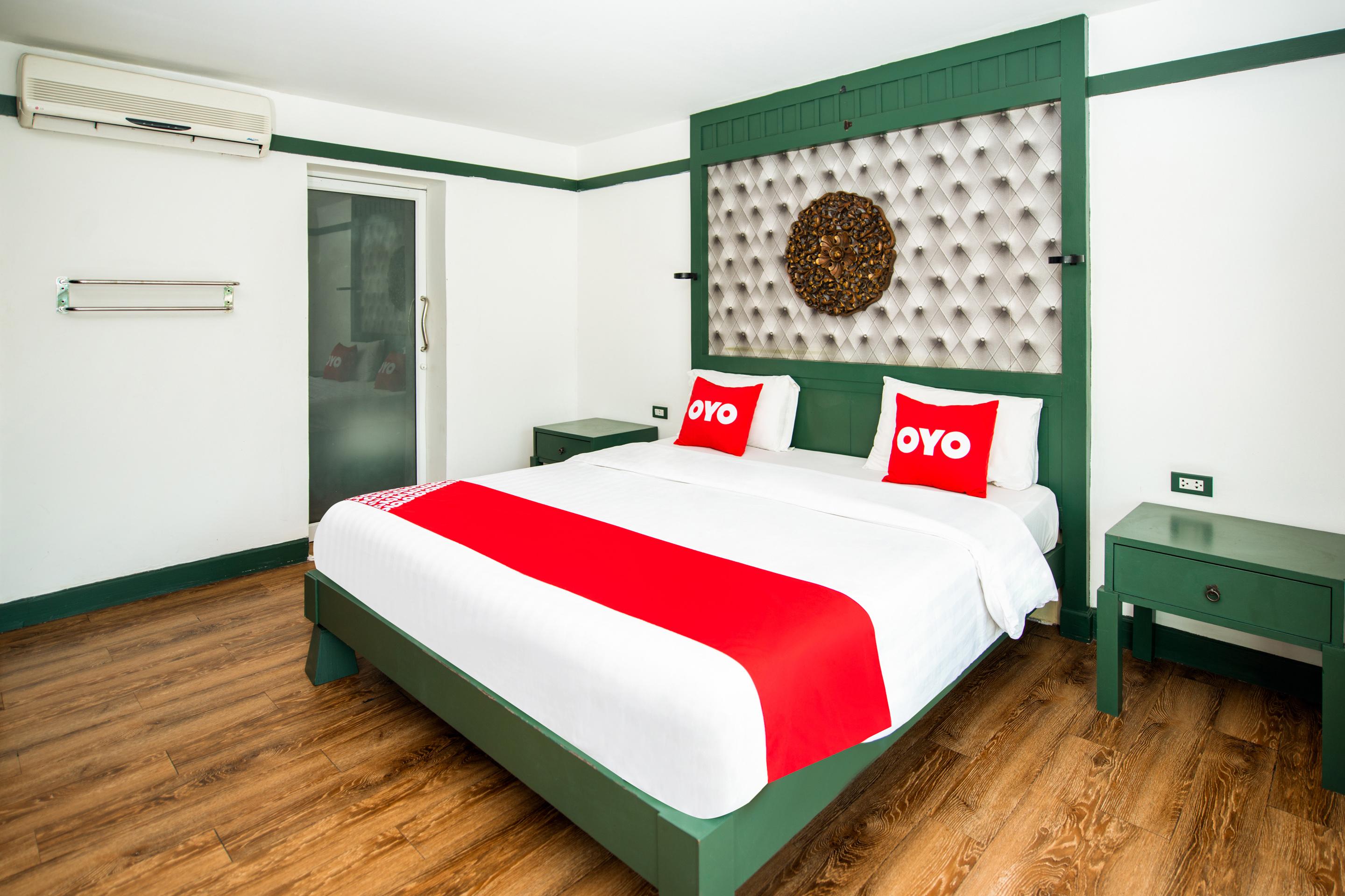 Oyo 255 The Ocean Hotel Patong Dış mekan fotoğraf